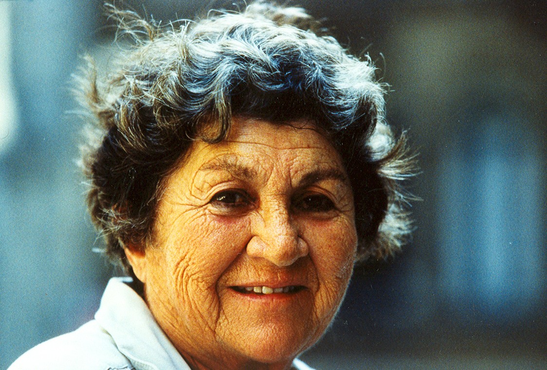 GÜLÜMSEMEK…