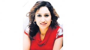 hatice-yi-olduren-16-bicak-darbesi-asiri-sevgiymis--6259237