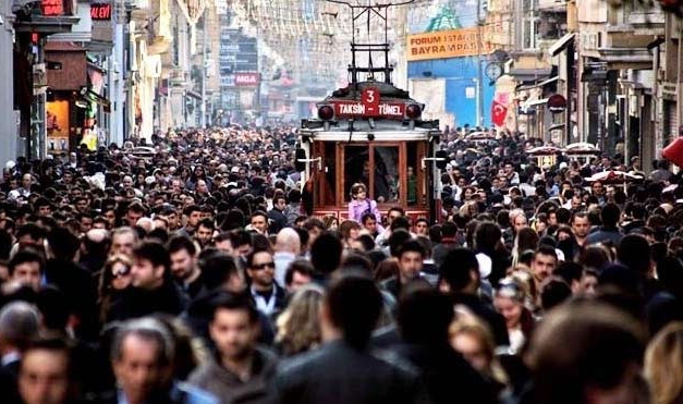 Türkiye’nin itibarı yerle bir
