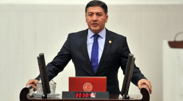 murat-emir-tum-parti-a126b781a7498a01cc37