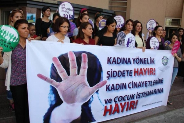 kadın cinayeti