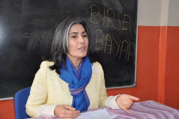 yazar-bayar-ogrencilerle-bir-arada-bayar-ogrencilerle-bir-arada-yazar-003