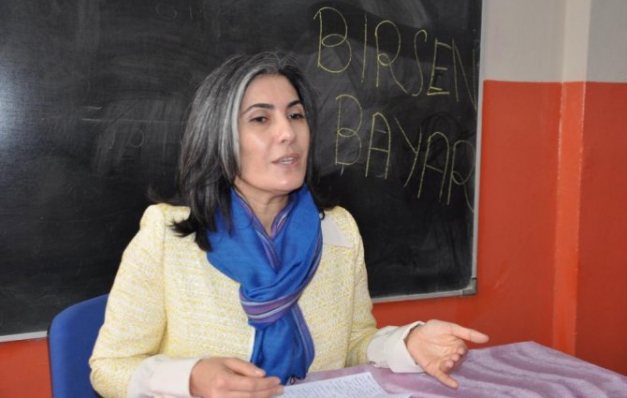 Bu kitap kadın cinayetlerini anlatıyor