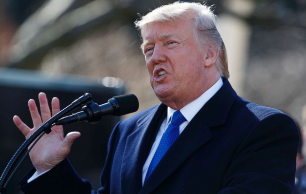 Trump, “Silahlı Okul Saldırısını Durdurmak İçin Oraya Silahsız Dalardım” Dedi