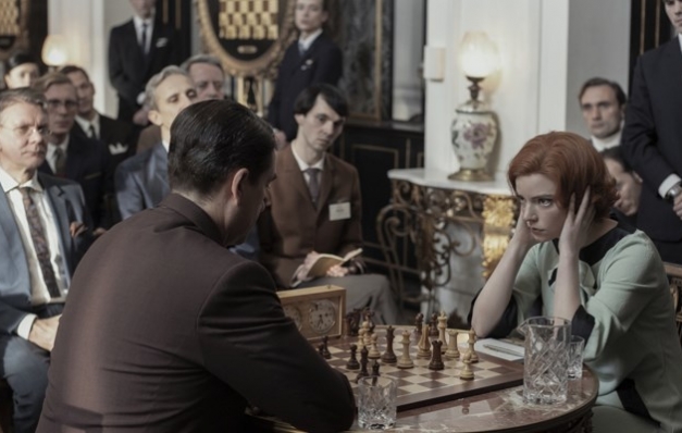 The Queen’s Gambit: Uzun Bacaklı Sinek