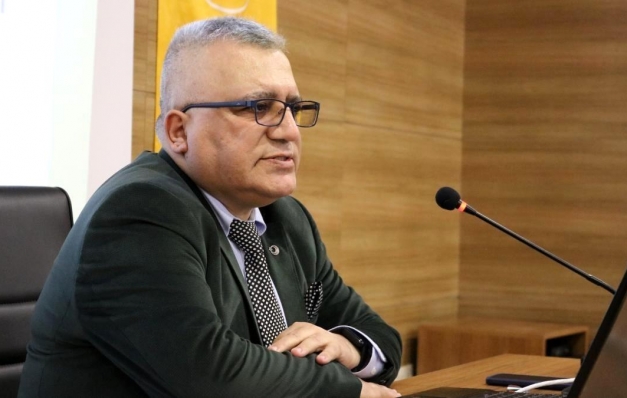 “İnternete bağlan, ama bağımlı olma”