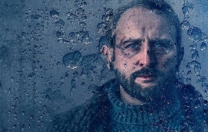 Hem dizi, hem film