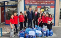 Küçük yüreklerin engellilerle dayanışması